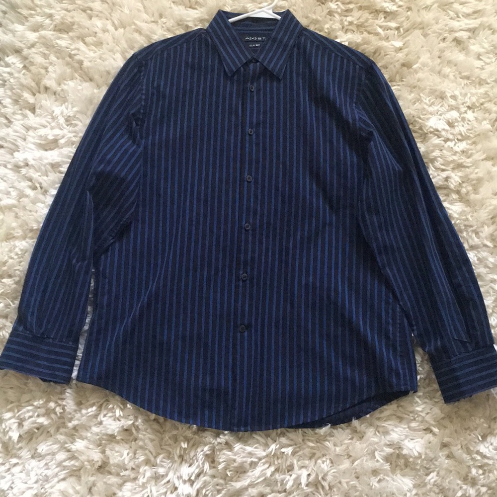 AXIST button down shirt